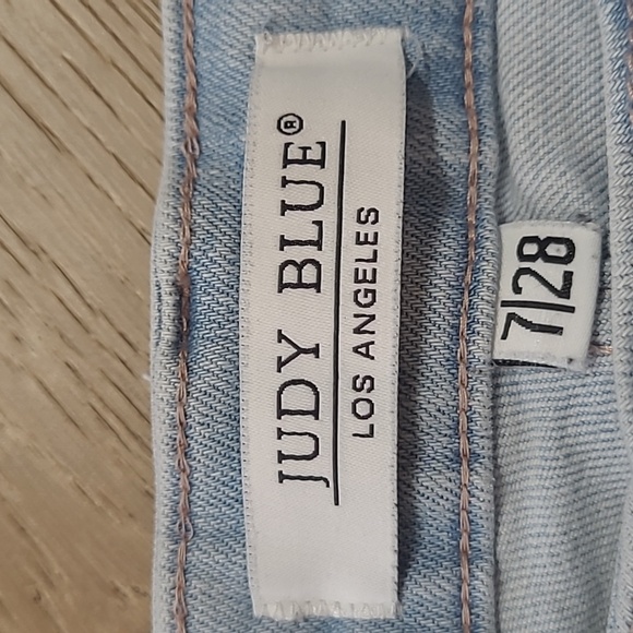 Judy Blue Jeans Women's sz 7/28 Boyfriend Fit Mid Rise Light Wash Ankle Denim - Picture 7 of 16